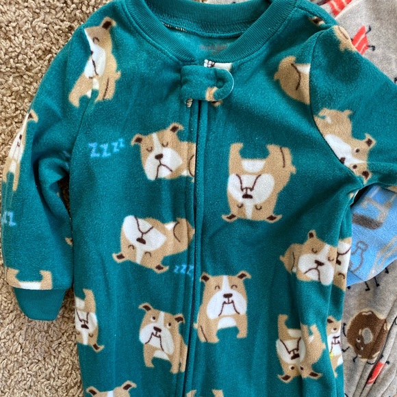 NWOT Carters 3-Pack Fleece Footie Pajama Set Sleeper PJs bundle size 12mo - Picture 5 of 11